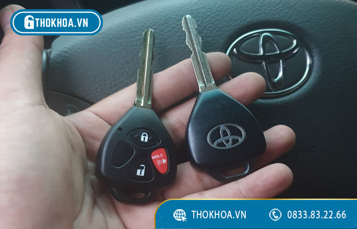 Thokhoa.vn - Đơn vị làm chìa khóa xe Toyota Altis uy tín